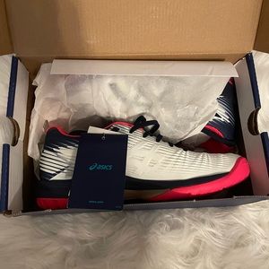 NWT Asics Tennis Court Shoes